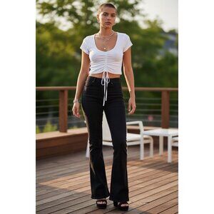 Shein Women's White Scrunge Front Crop Top